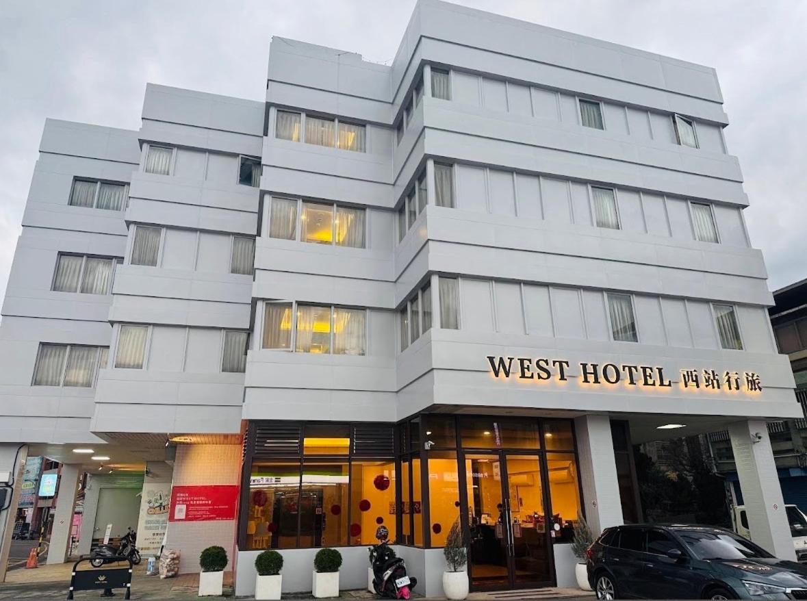 West Hotel Пули Экстерьер фото